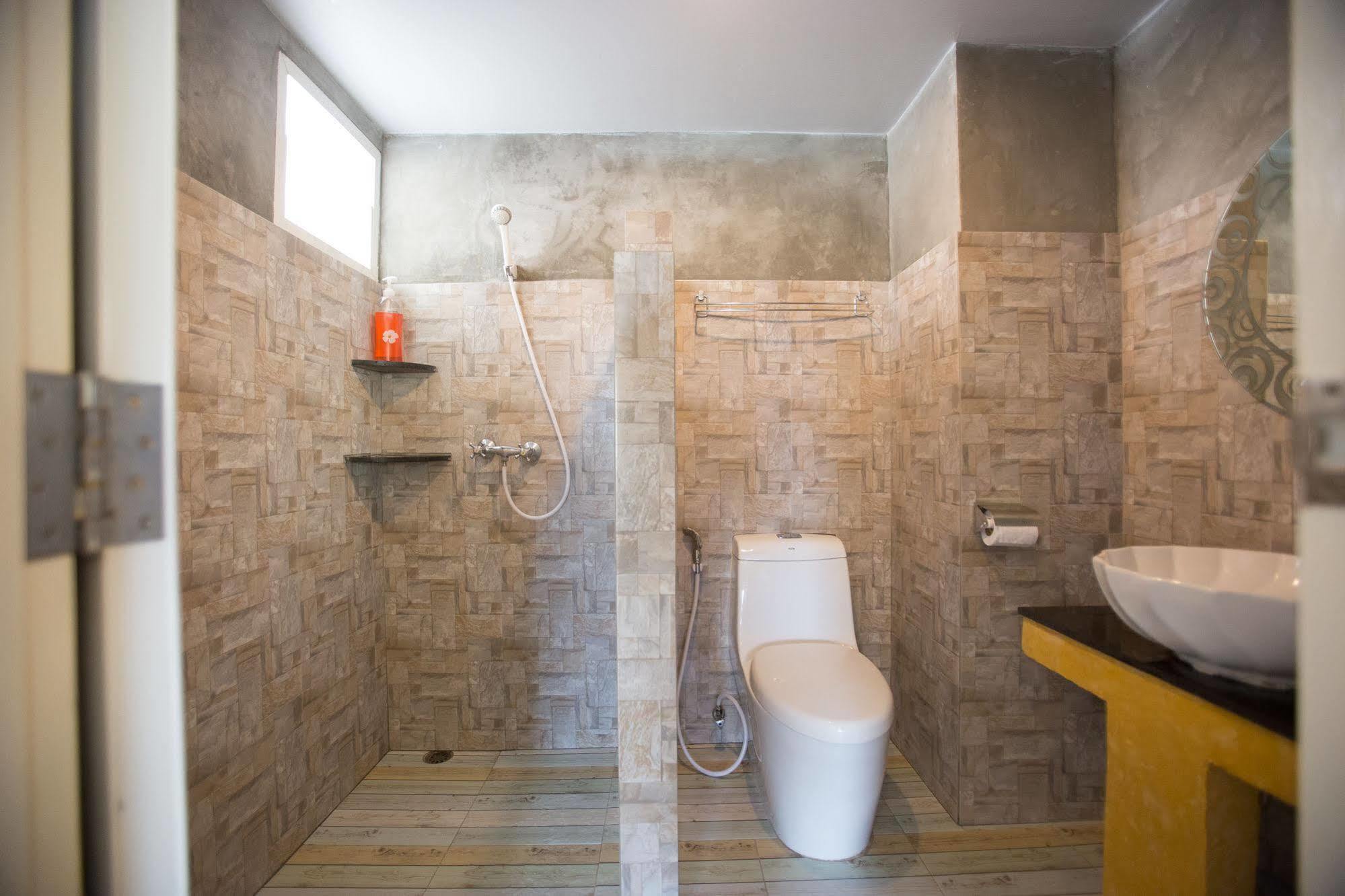 Dozy Lamoon House Otel Chiang Mai Dış mekan fotoğraf