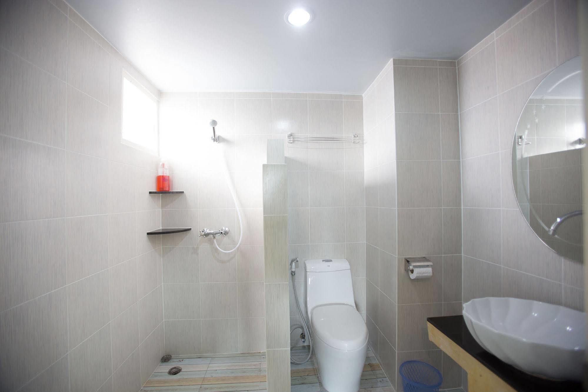 Dozy Lamoon House Otel Chiang Mai Dış mekan fotoğraf